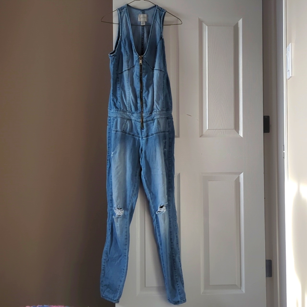 Guess Jean Jumpsuit 👖